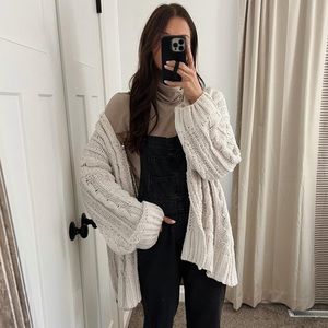 Chunky oversized cardigan